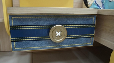 Postel s policí Jeans - VÝPRODEJ - VELKÁ SLEVA - SKLADEM 1ks